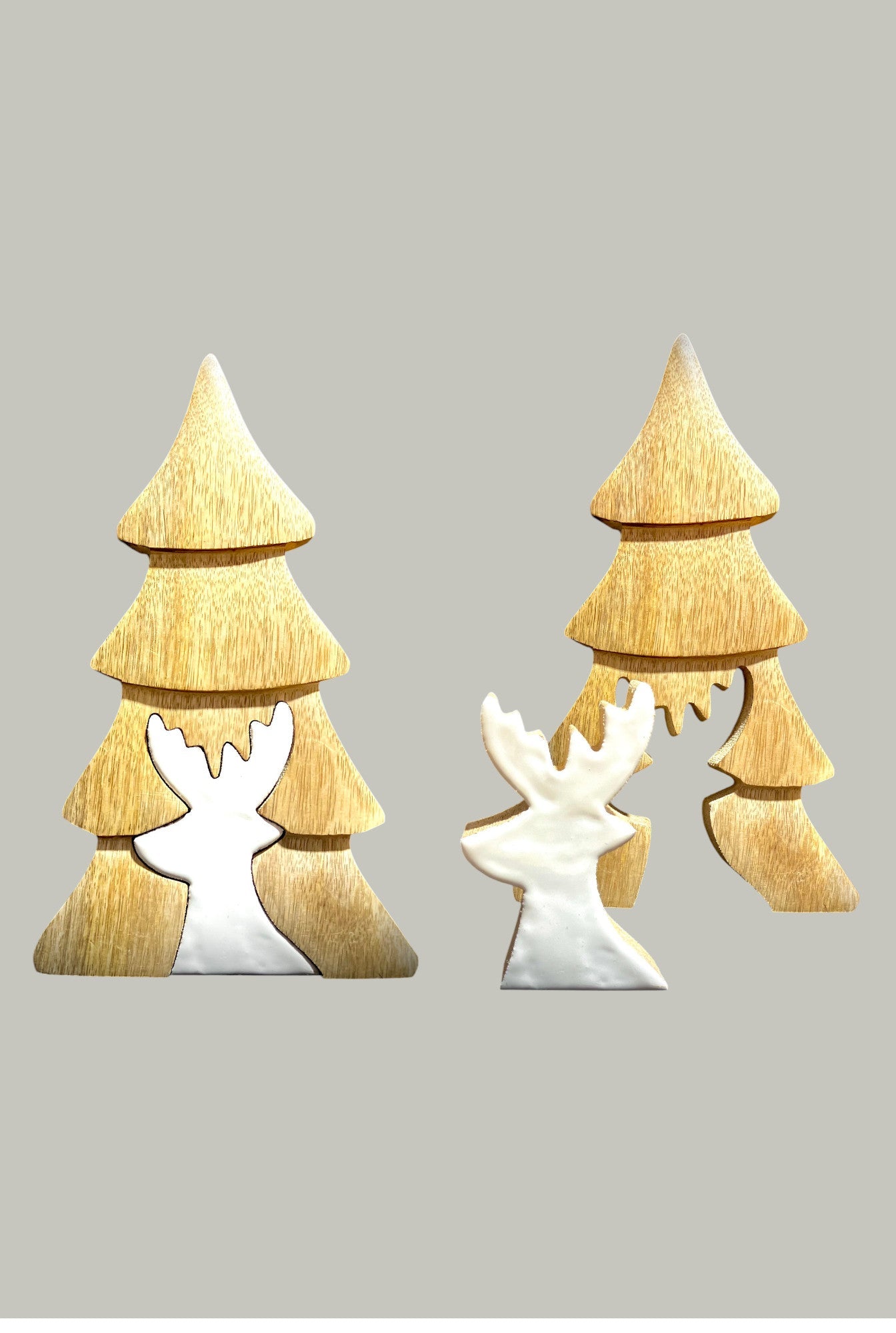 Wooden Tree/Enamel Deer Cutout - Holland Landscape SupplyDecoration