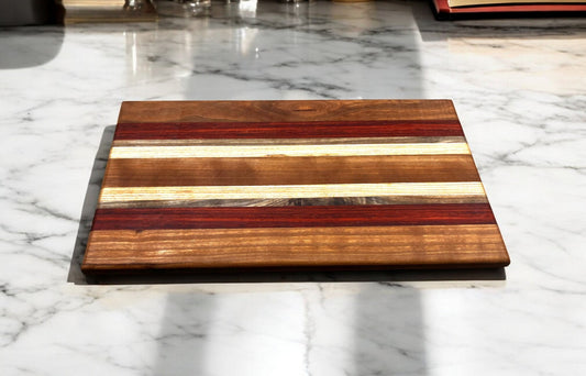 9" x 14" Cutting Board - Holland Landscape Supply