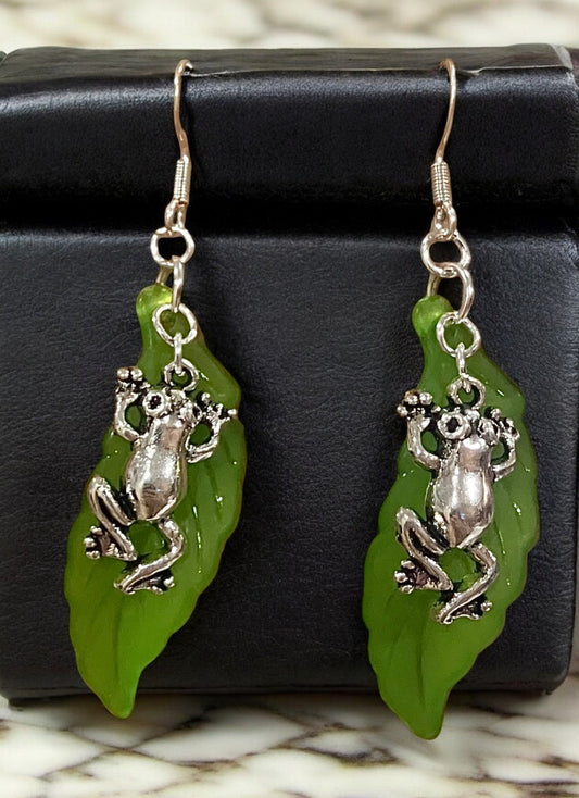 Frog/Leaf Earrings - Holland Landscape Supply