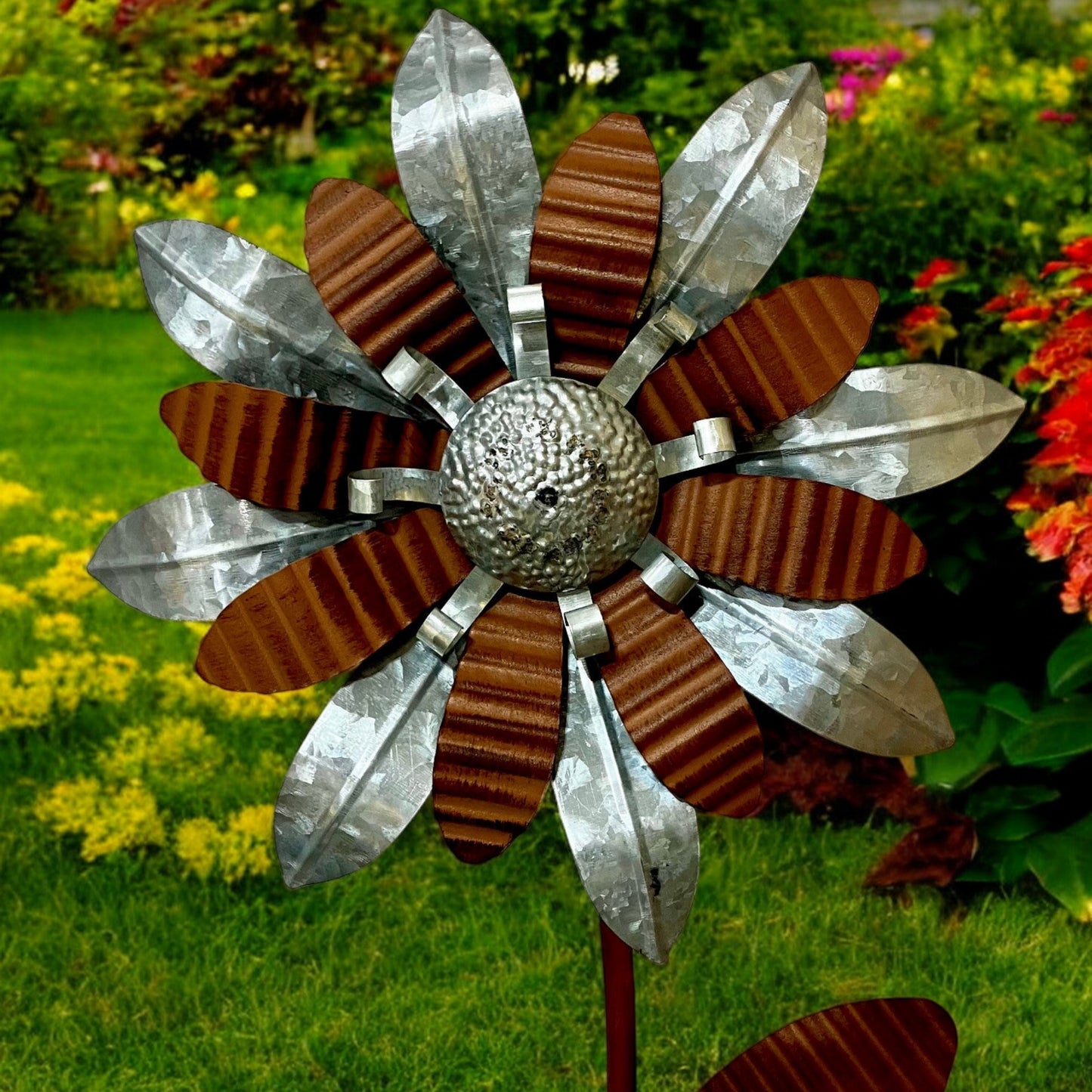 Rusty Leaf Flower Stake - Holland Landscape Supply