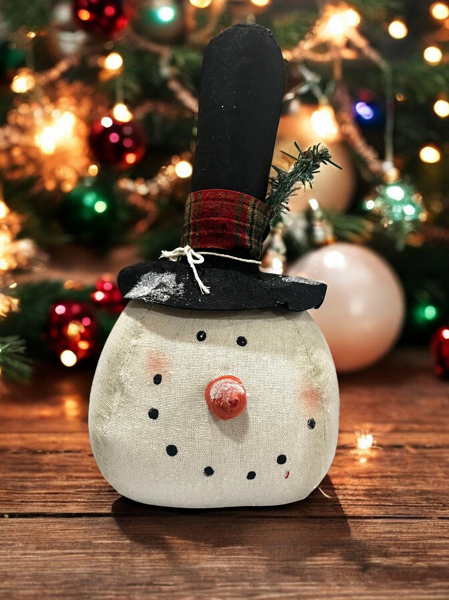 Snowman Pillow w Top Hat - Holland Landscape Supply