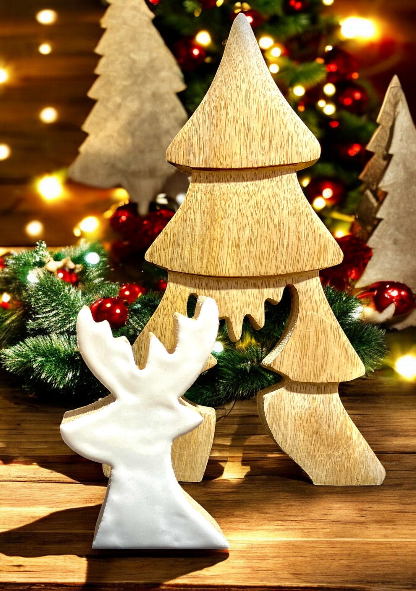 Wooden Tree/Enamel Deer Cutout - Holland Landscape SupplyDecoration